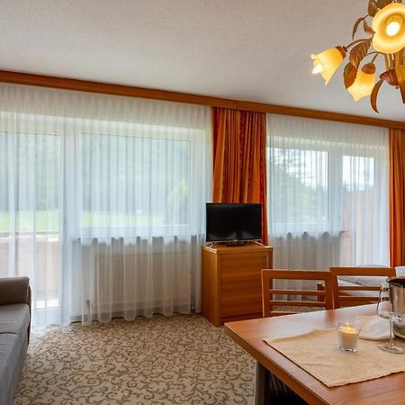 Kinderhotel Laerchenhof Obsteig Esterno foto