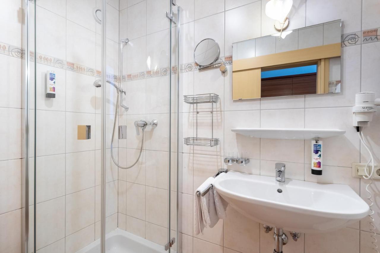 Kinderhotel Laerchenhof Obsteig Esterno foto