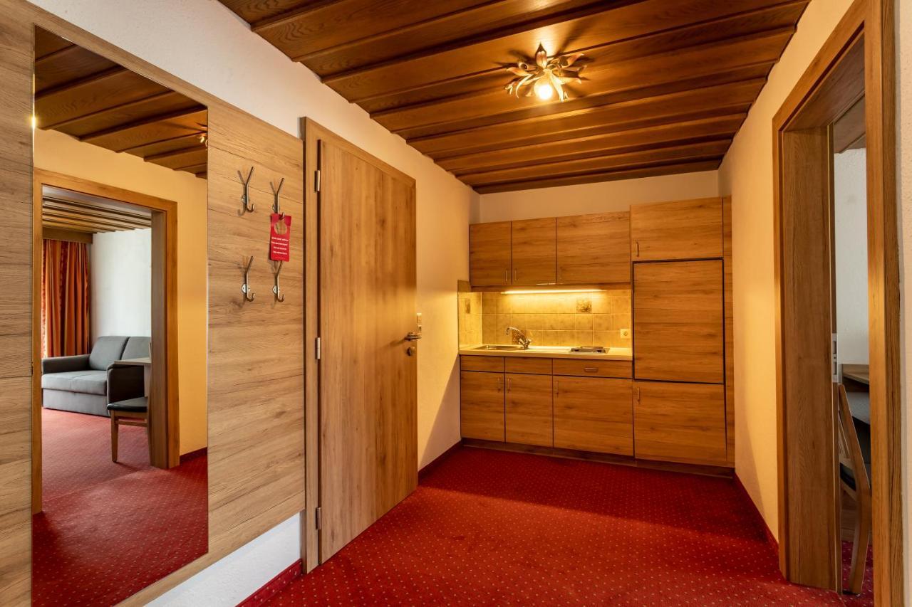 Kinderhotel Laerchenhof Obsteig Esterno foto