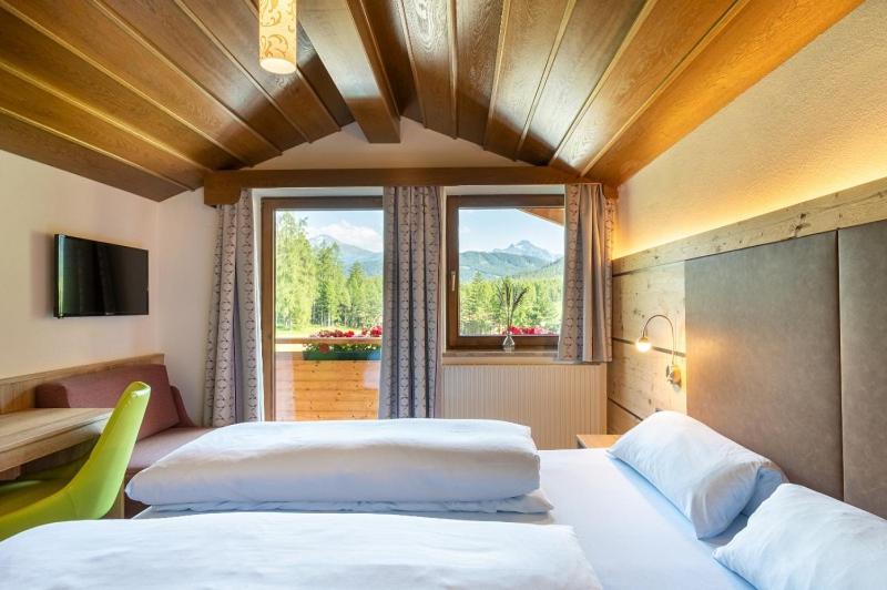 Kinderhotel Laerchenhof Obsteig Esterno foto