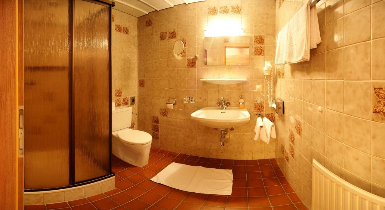 Kinderhotel Laerchenhof Obsteig Esterno foto
